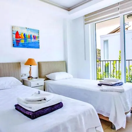 Kisla Bay 4 Bedroom 3898 Villa